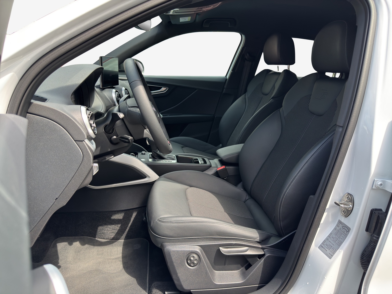 AUDI Q2 35 TFSI advanced S-tronic-image-7