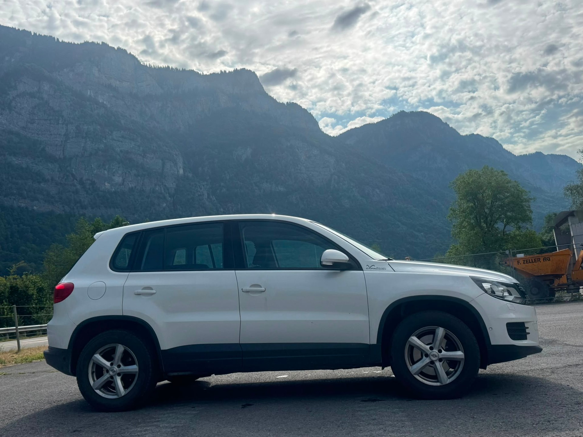 VW Tiguan 1.4 TSI Sport&Style 4Motion-image-6