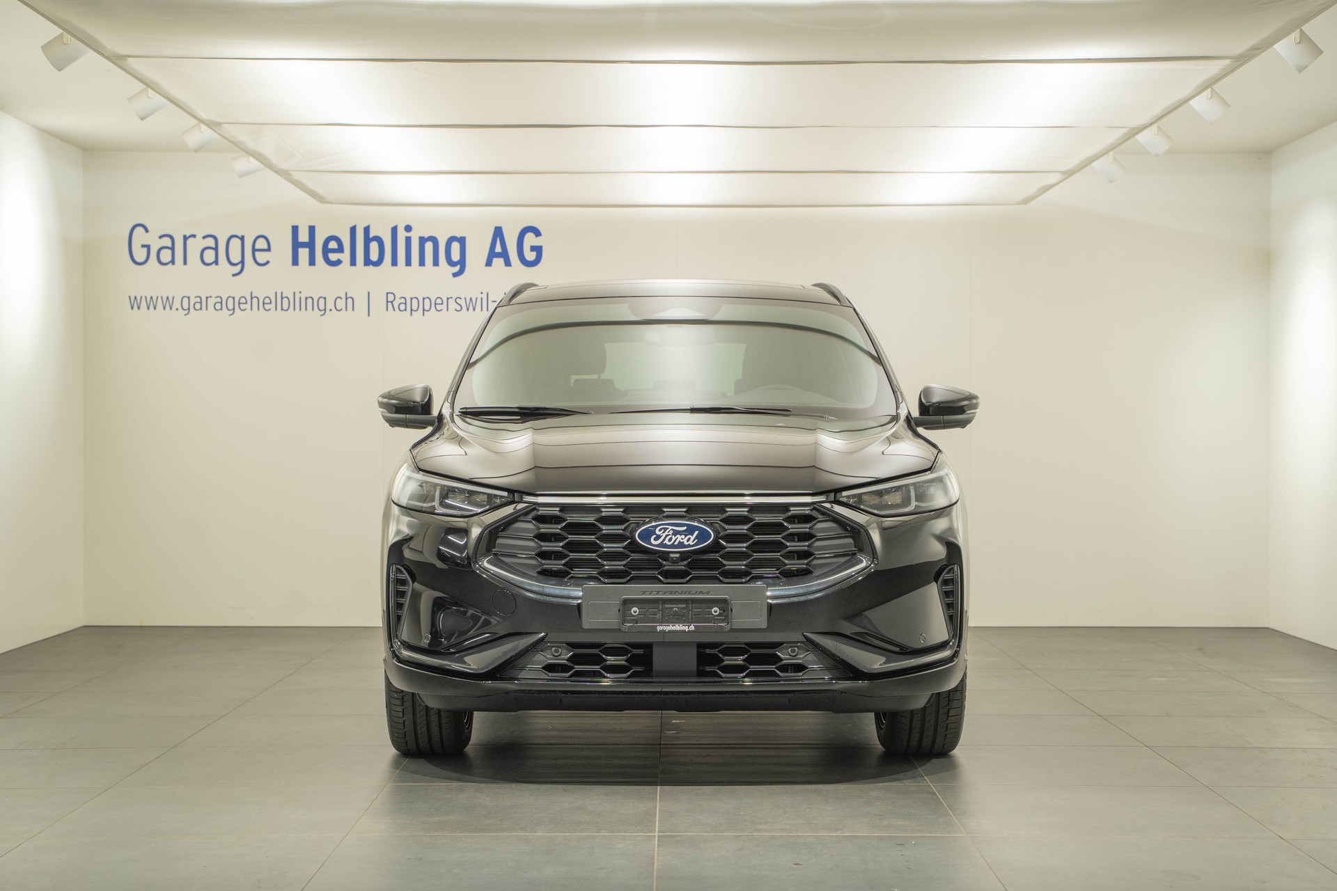 FORD Kuga 2.5 Hybrid ST-Line X 4x4-showroom-element-1