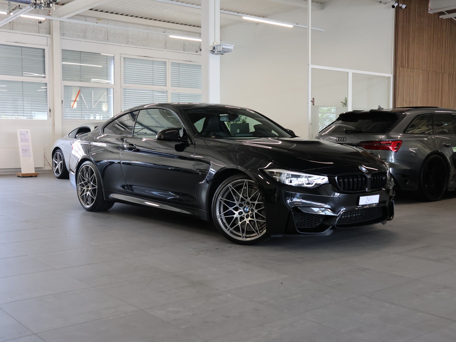 BMW M4 Coupé Competition *Harman&Kardon* *Rückfahrkamera* *Sitzheizung*