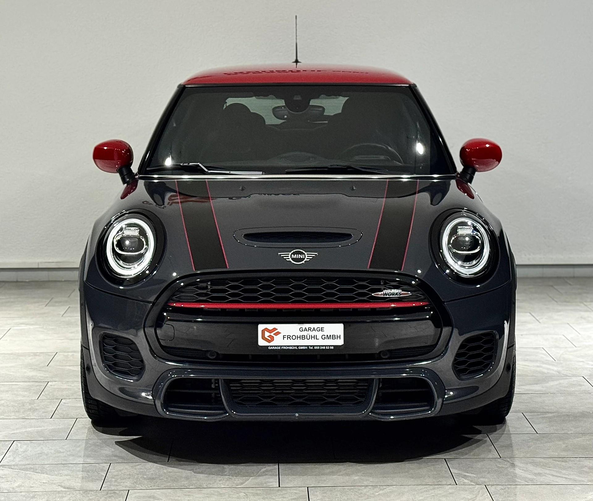 MINI Cooper John Cooper Works Steptronic-showroom-element-1