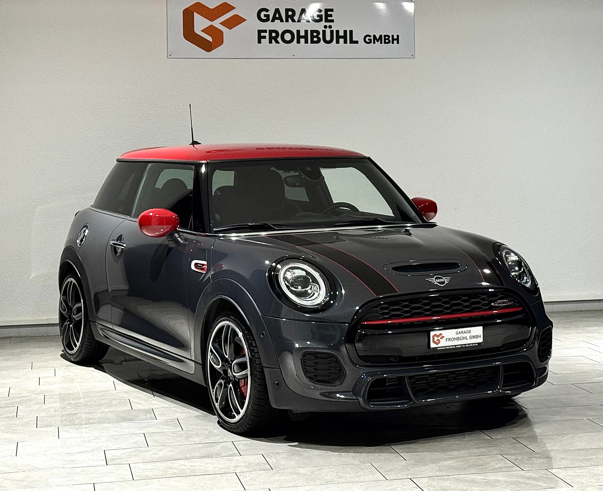 MINI Cooper John Cooper Works Steptronic-showroom-element-2