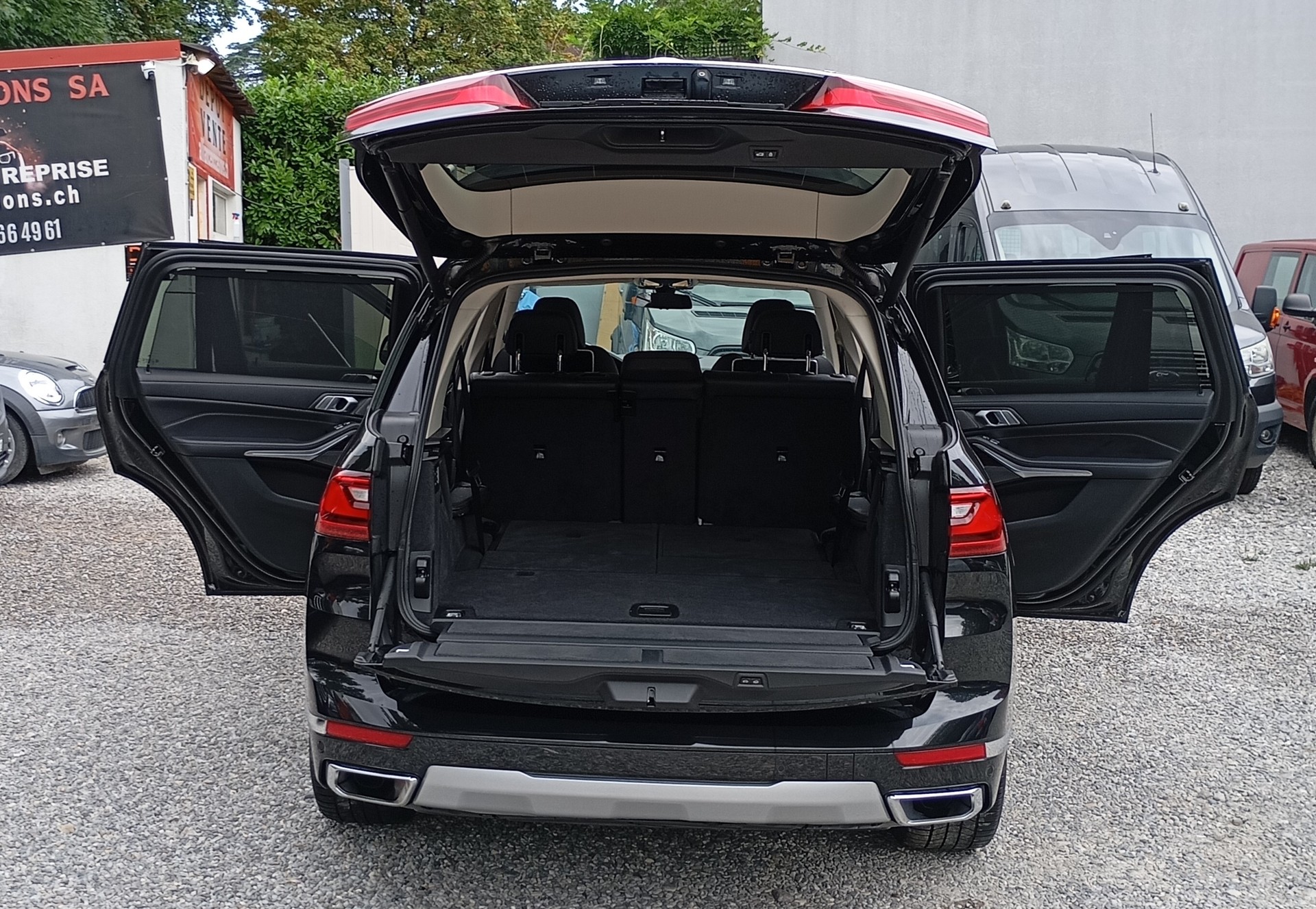 BMW X7 XDRIVE40I-image-13