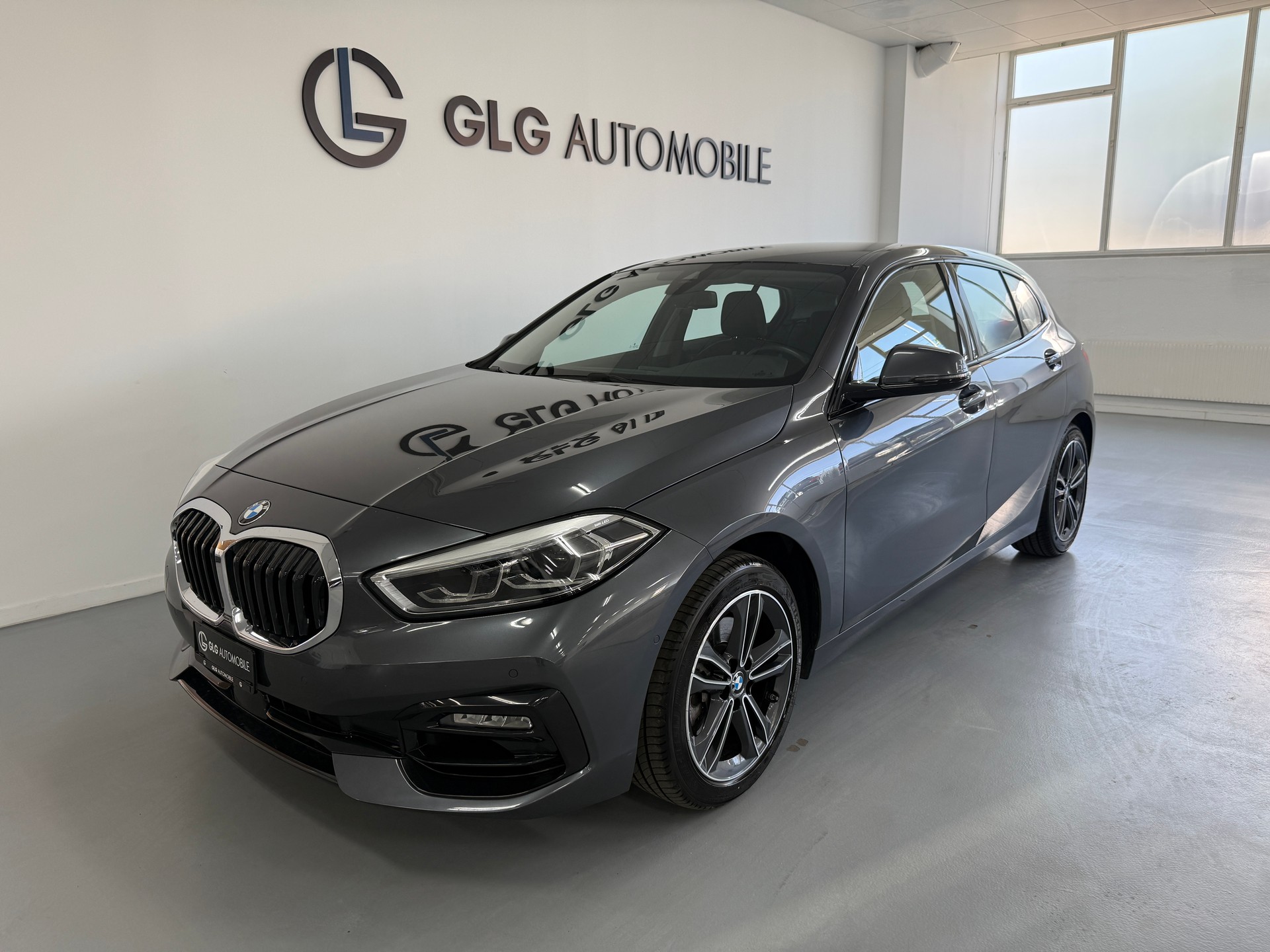 BMW 118i Steptronic Sport Line