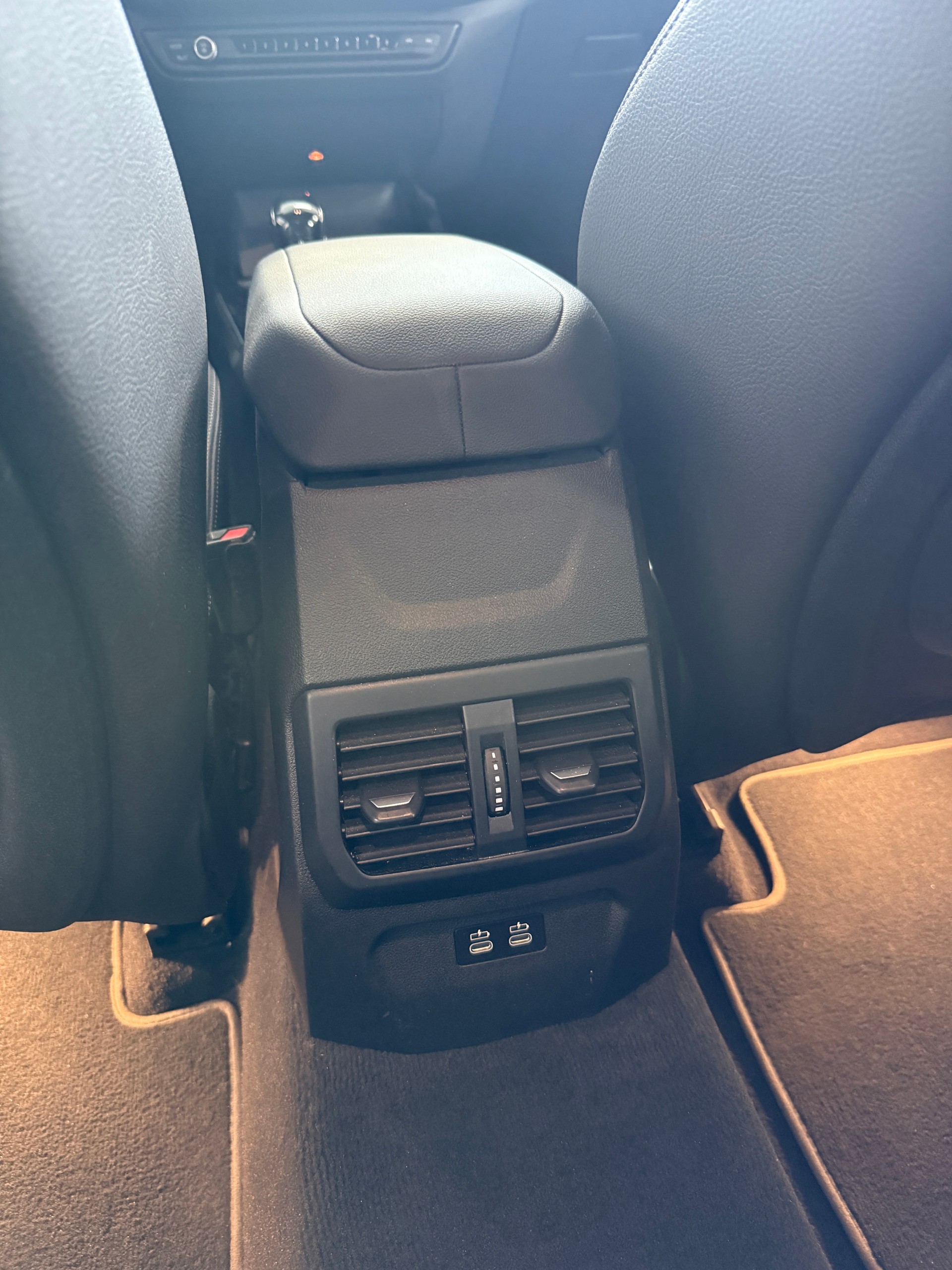 BMW 118i Steptronic Sport Line-image-11