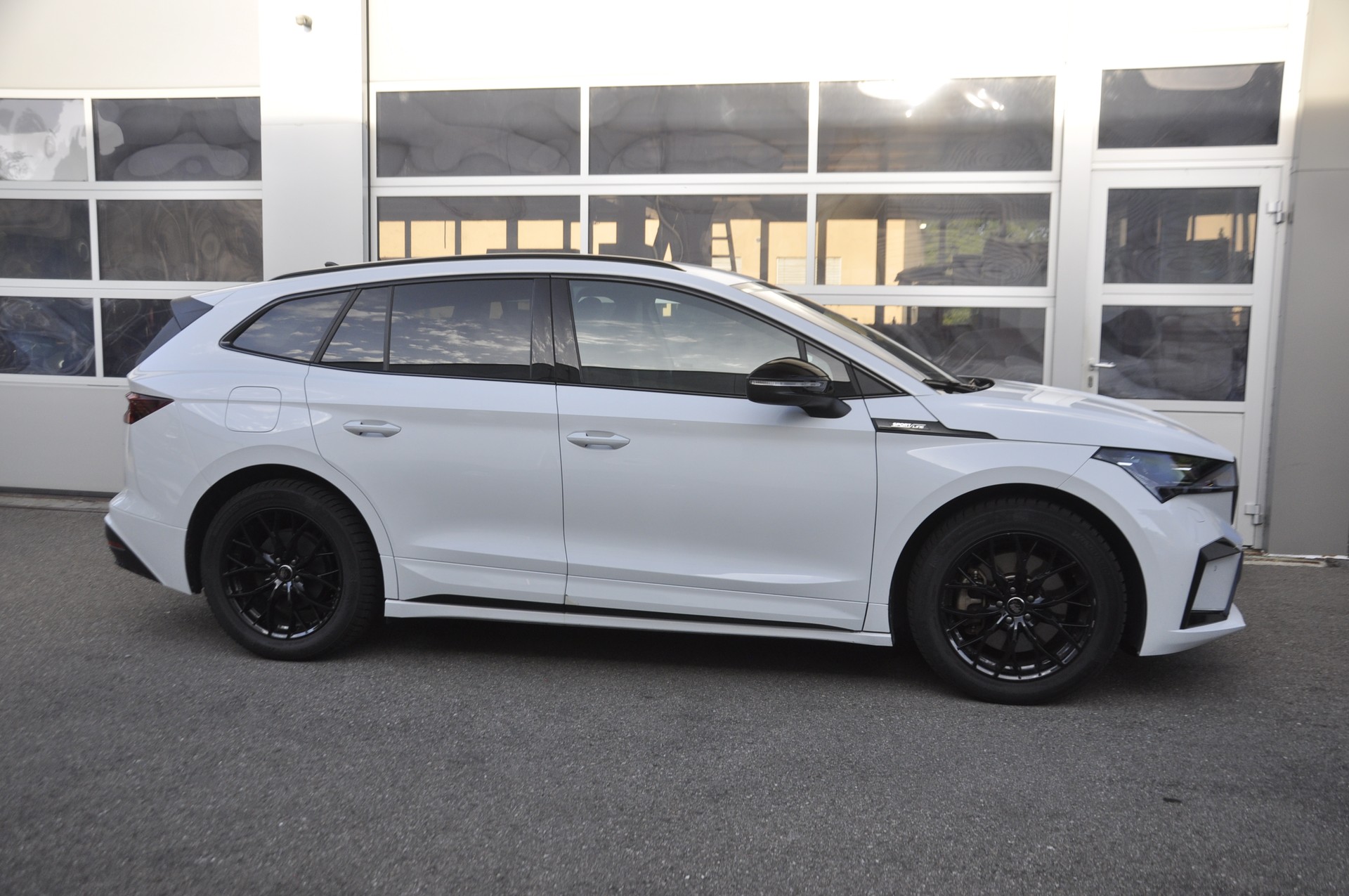 SKODA Enyaq 85 Sportline-image-1