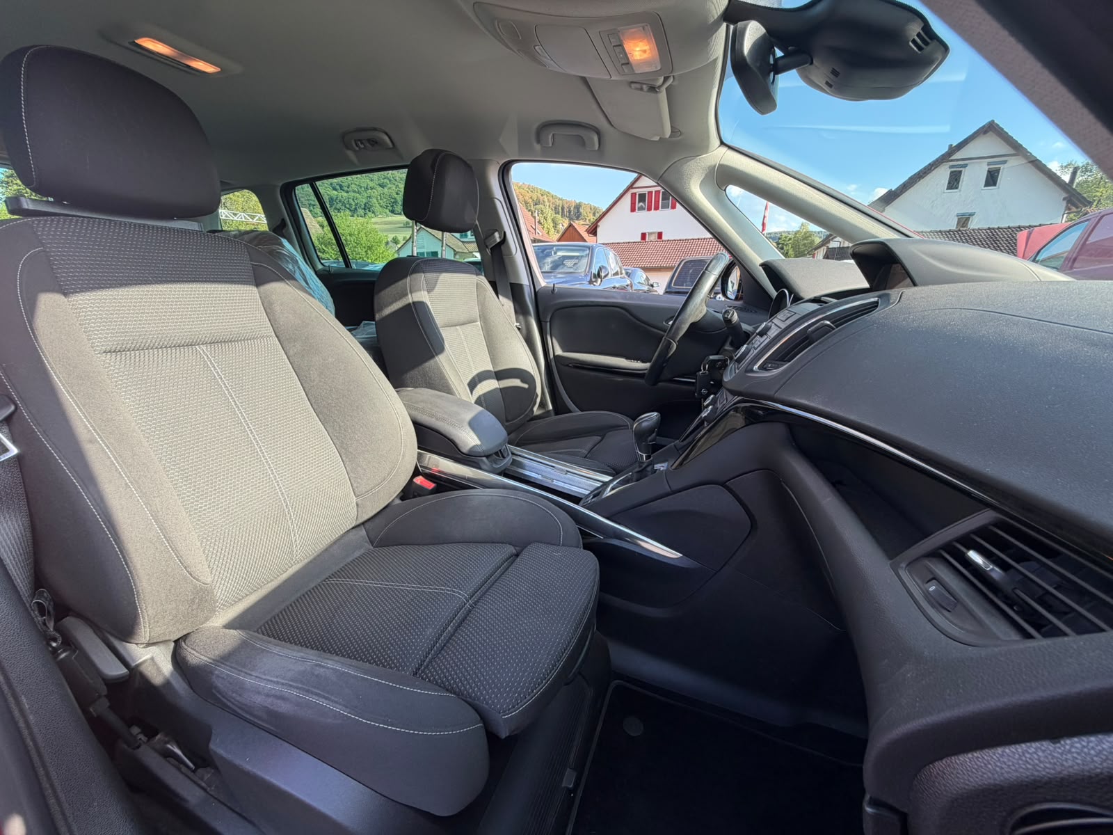 OPEL Zafira Tourer 1.6i 16V Turbo Active Ed. Aut.-image-16