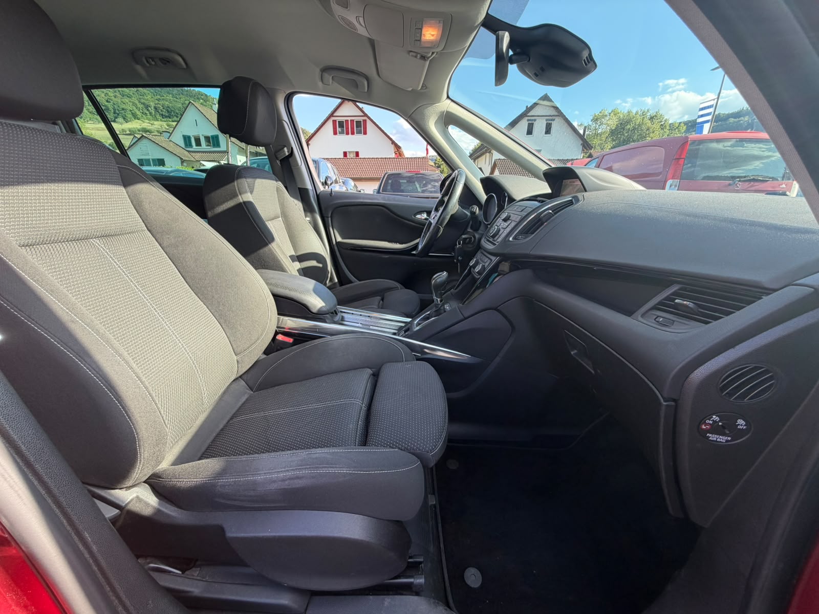 OPEL Zafira Tourer 1.6i 16V Turbo Active Ed. Aut.-image-15