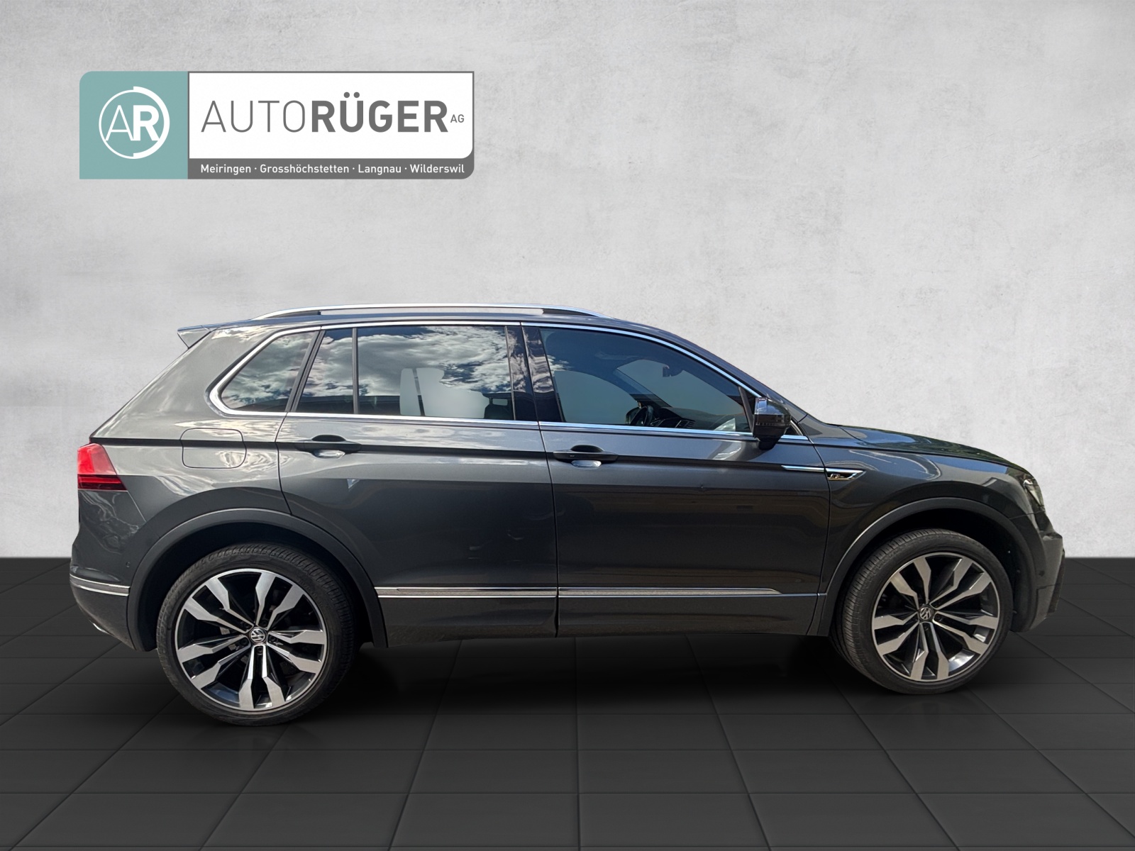 VW Tiguan 2.0 TDI SCR Highline 4Motion DSG-image-6