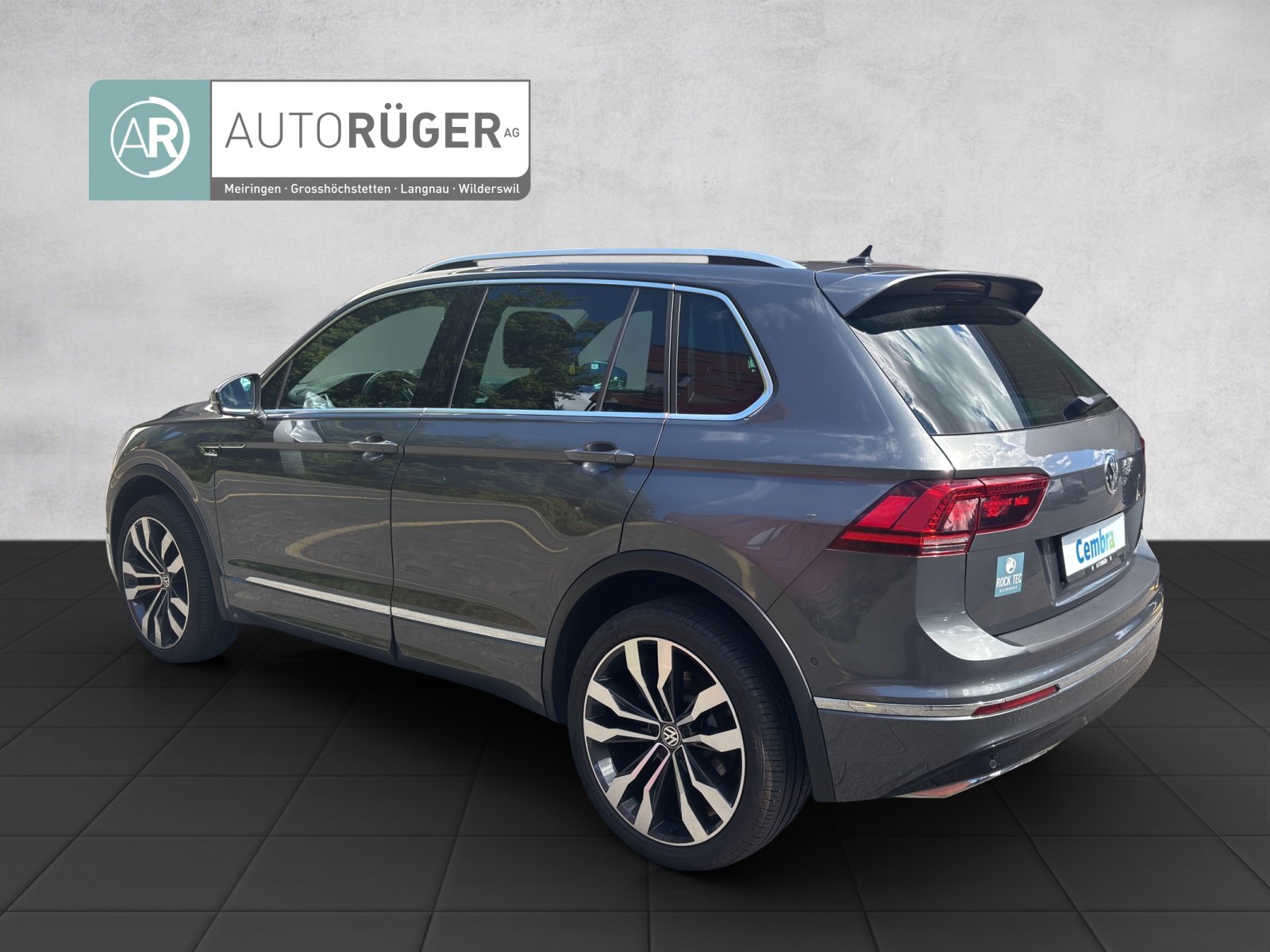 VW Tiguan 2.0 TDI SCR Highline 4Motion DSG-image-3
