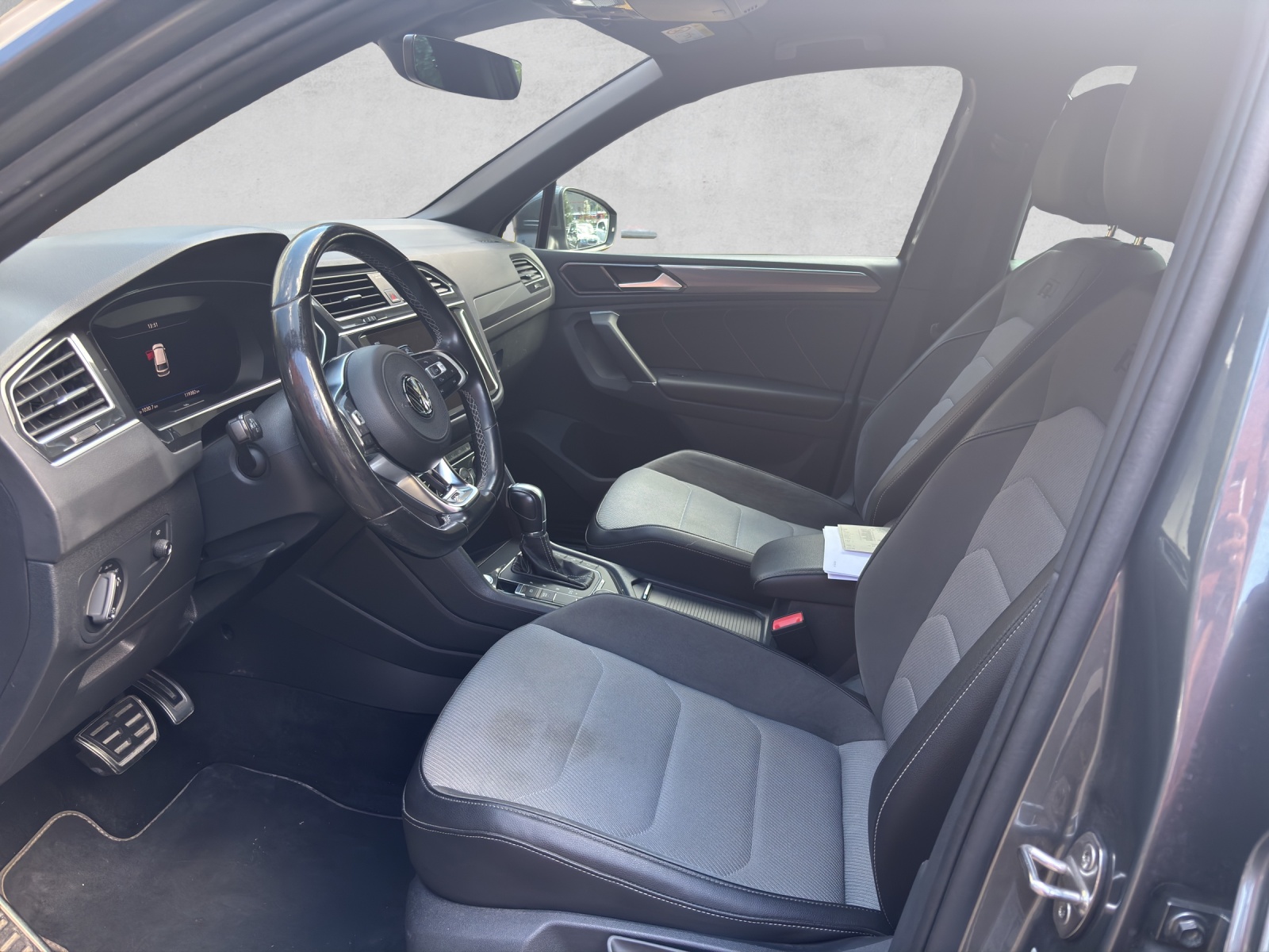 VW Tiguan 2.0 TDI SCR Highline 4Motion DSG-image-8