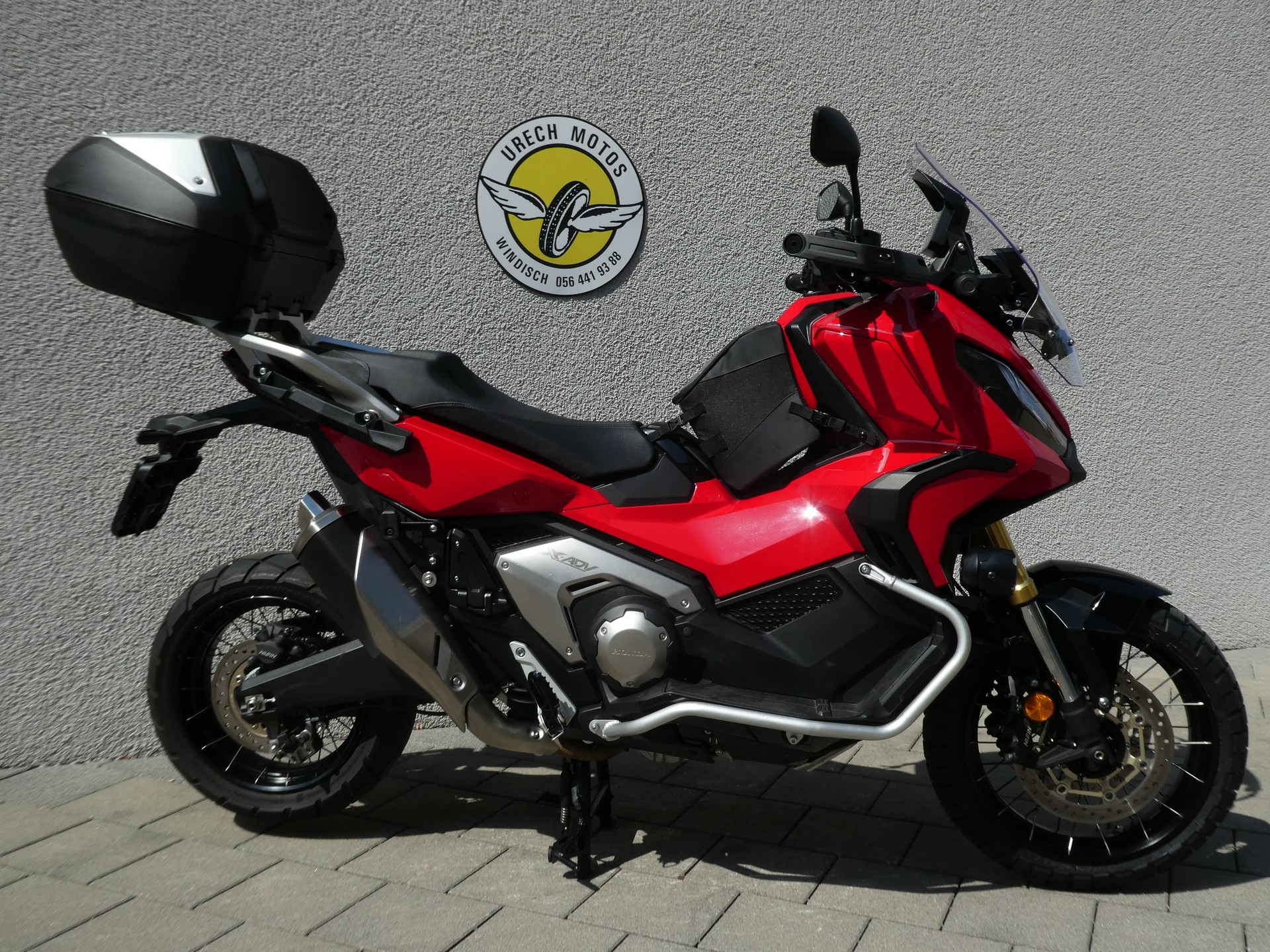 HONDA X-ADV 750-showroom-element-2