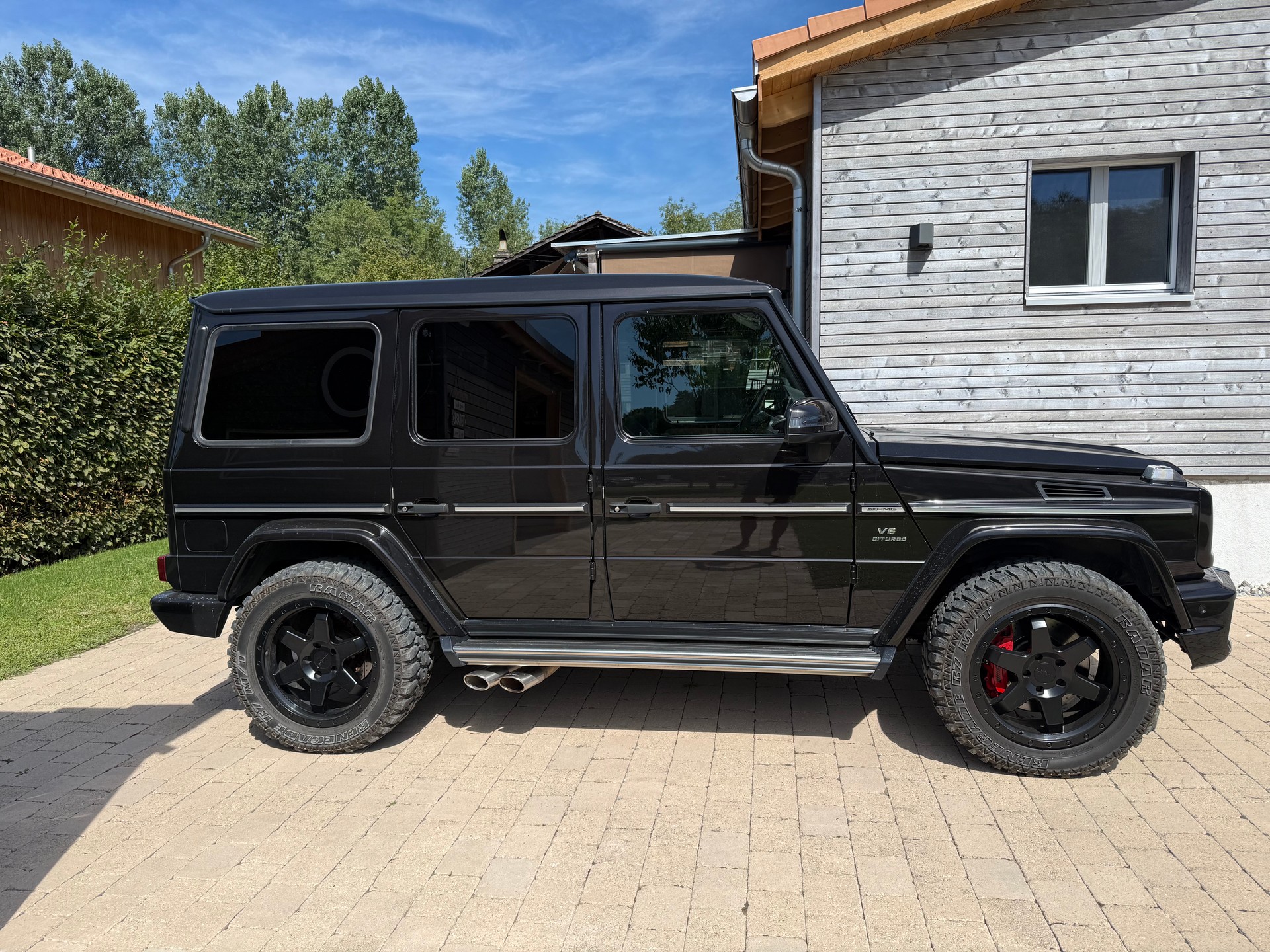 MERCEDES-BENZ G 63 AMG-image-3