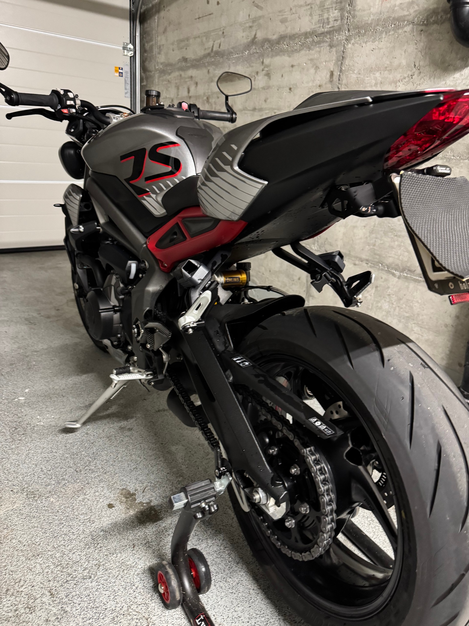 TRIUMPH Street Triple RS 765 ABS-image-8