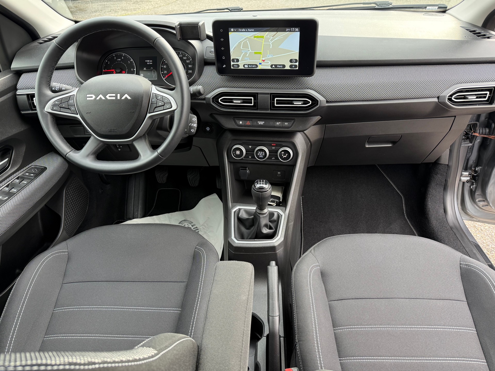 DACIA Sandero TCe 90 Journey-image-8