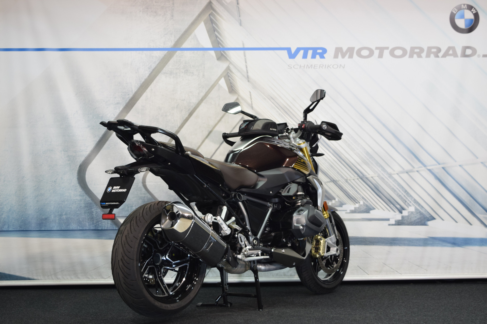 BMW R 1250 R Opt. 719 inkl. Tankrucksack-image-2