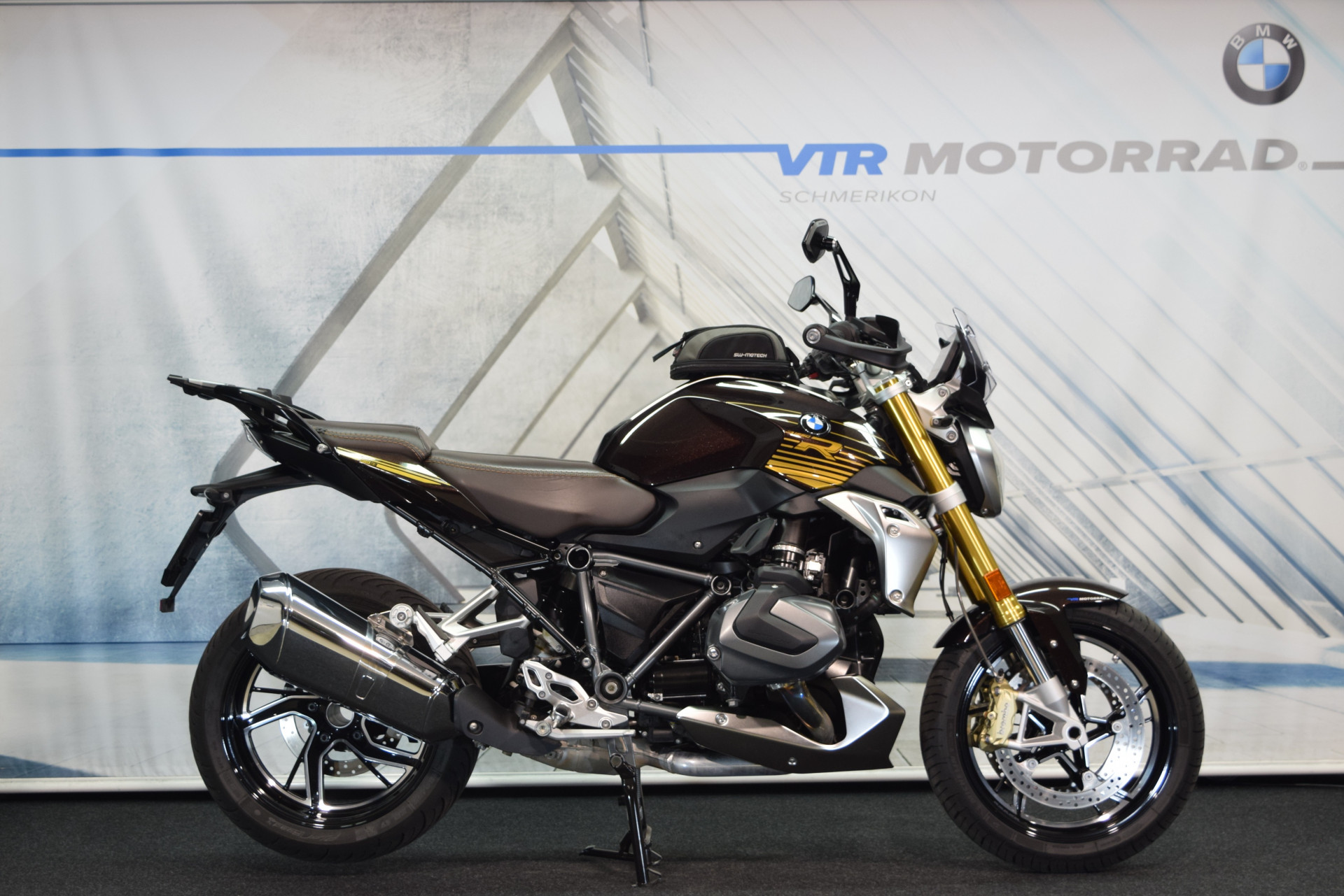 BMW R 1250 R Opt. 719 inkl. Tankrucksack-image-1