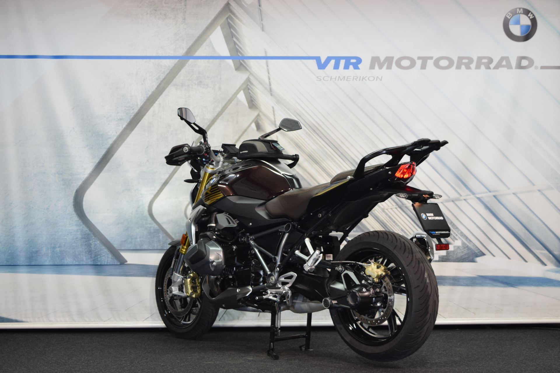 BMW R 1250 R Opt. 719 inkl. Tankrucksack-image-3