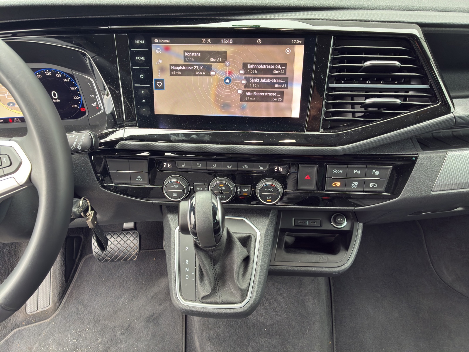 VW T6.1 Multivan 2.0 TDI Highline Liberty 4Motion DSG-image-10