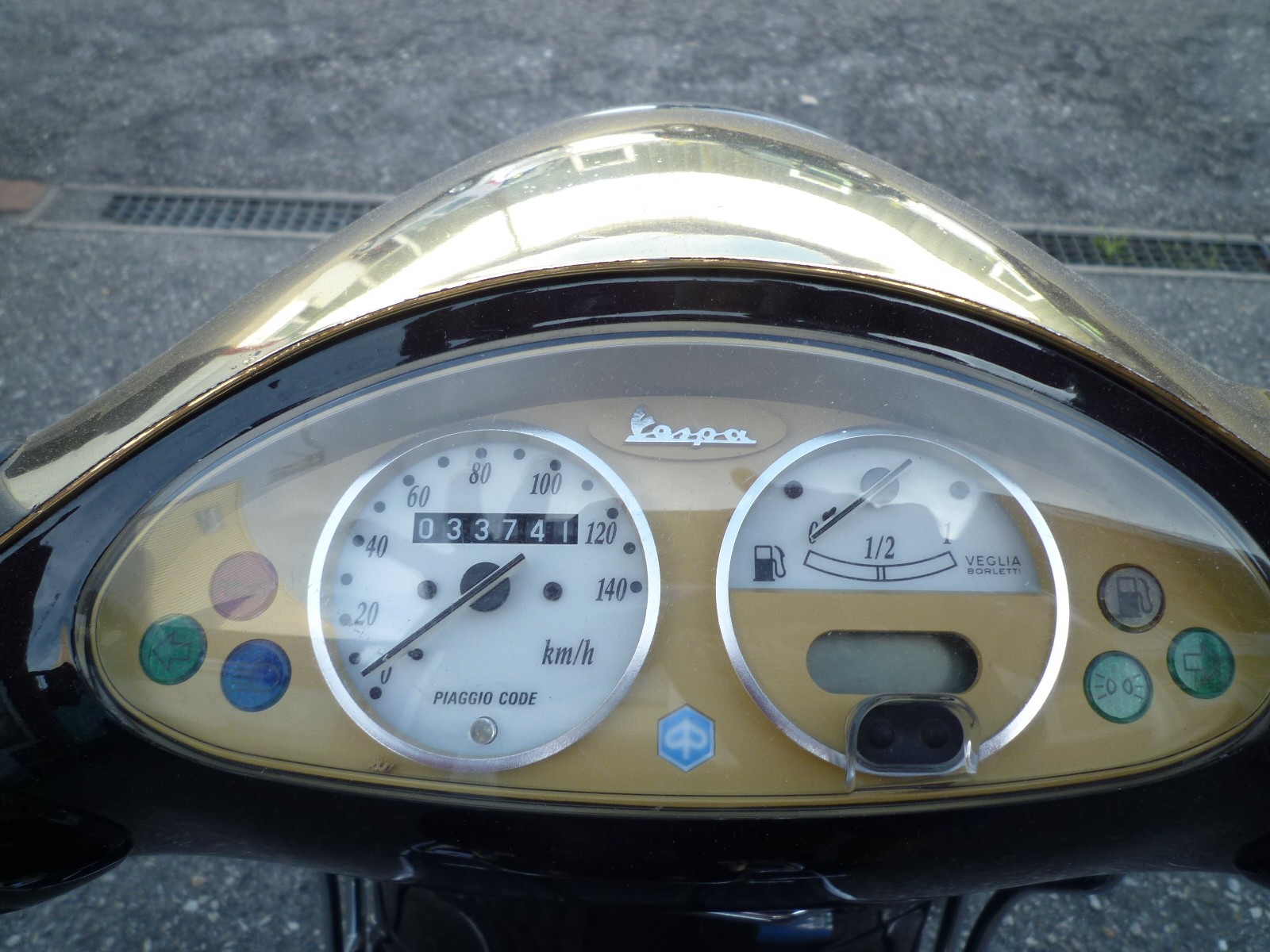 PIAGGIO Vespa 125 ET4-image-3