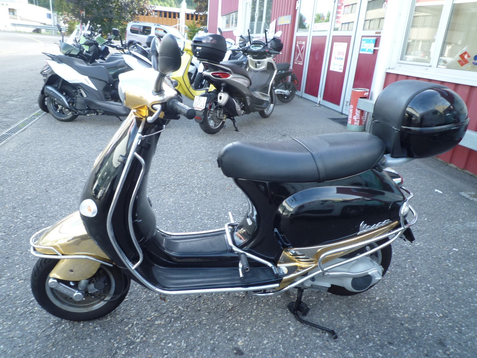 PIAGGIO Vespa 125 ET4-image-0