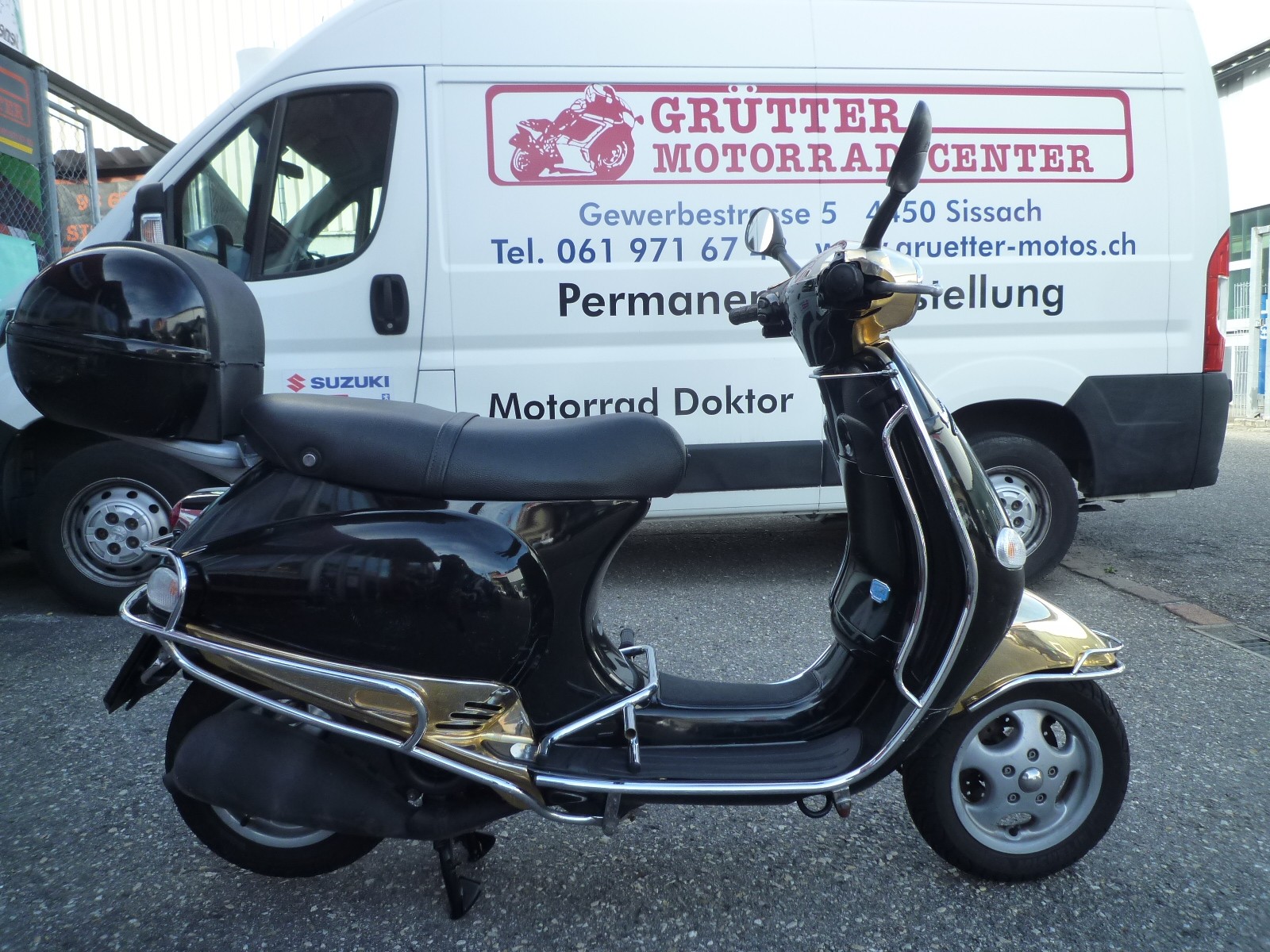 PIAGGIO Vespa 125 ET4-image-2