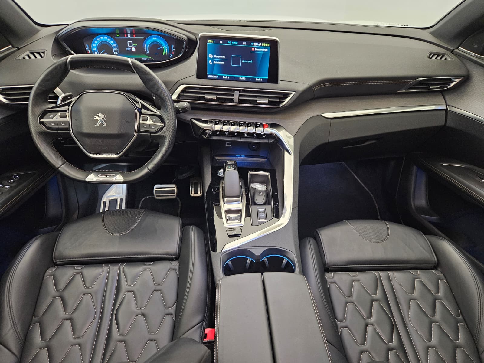 PEUGEOT 3008 300e Hybrid4 GT EAT8-image-9