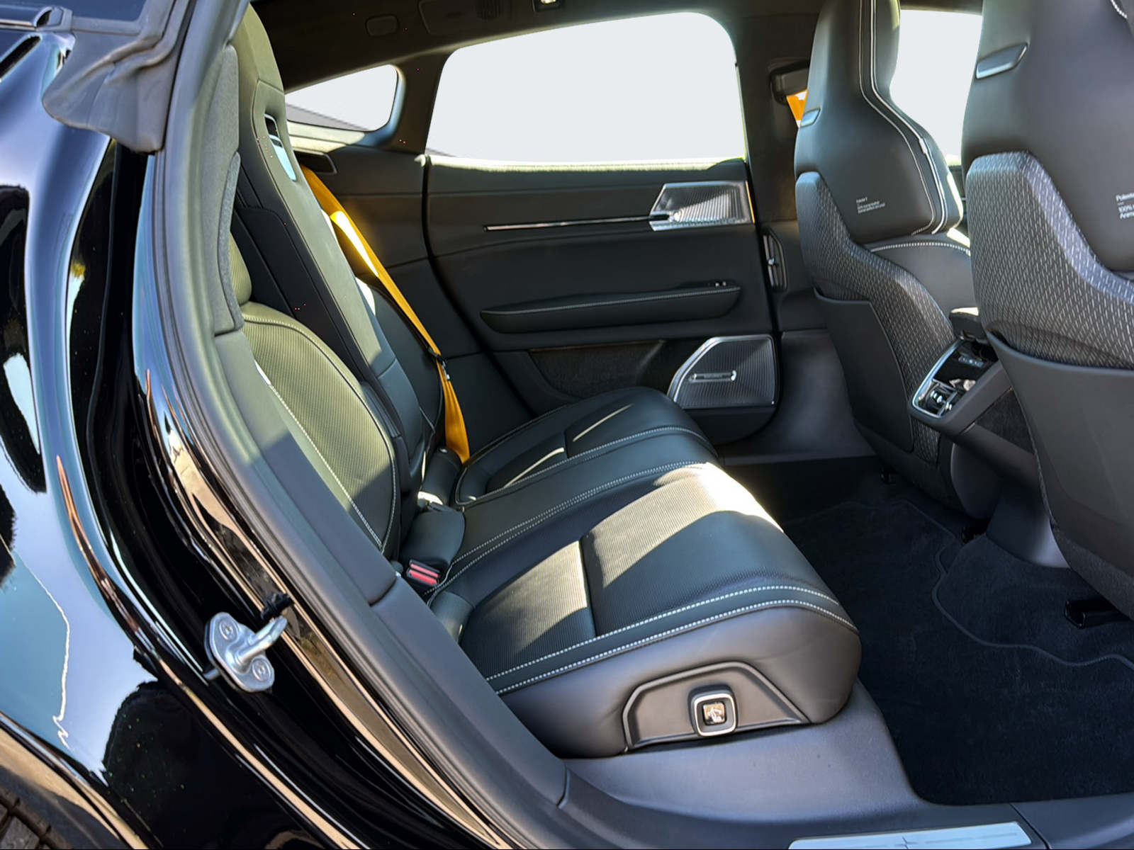 POLESTAR 5 Performance Launch Edition-image-10