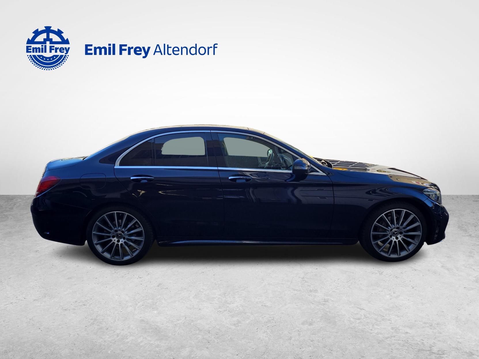 MERCEDES-BENZ C 220 d 4MATIC AMG Line-image-5