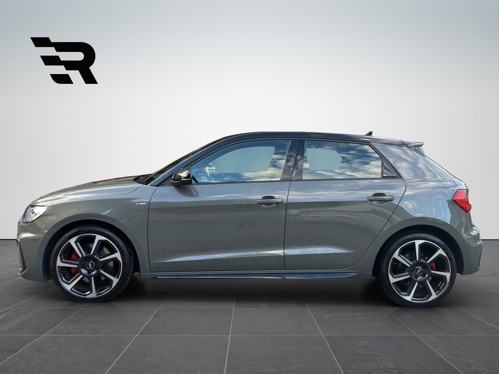 AUDI A1 Sportback 30 TFSI S Line S-tronic-showroom-element-1