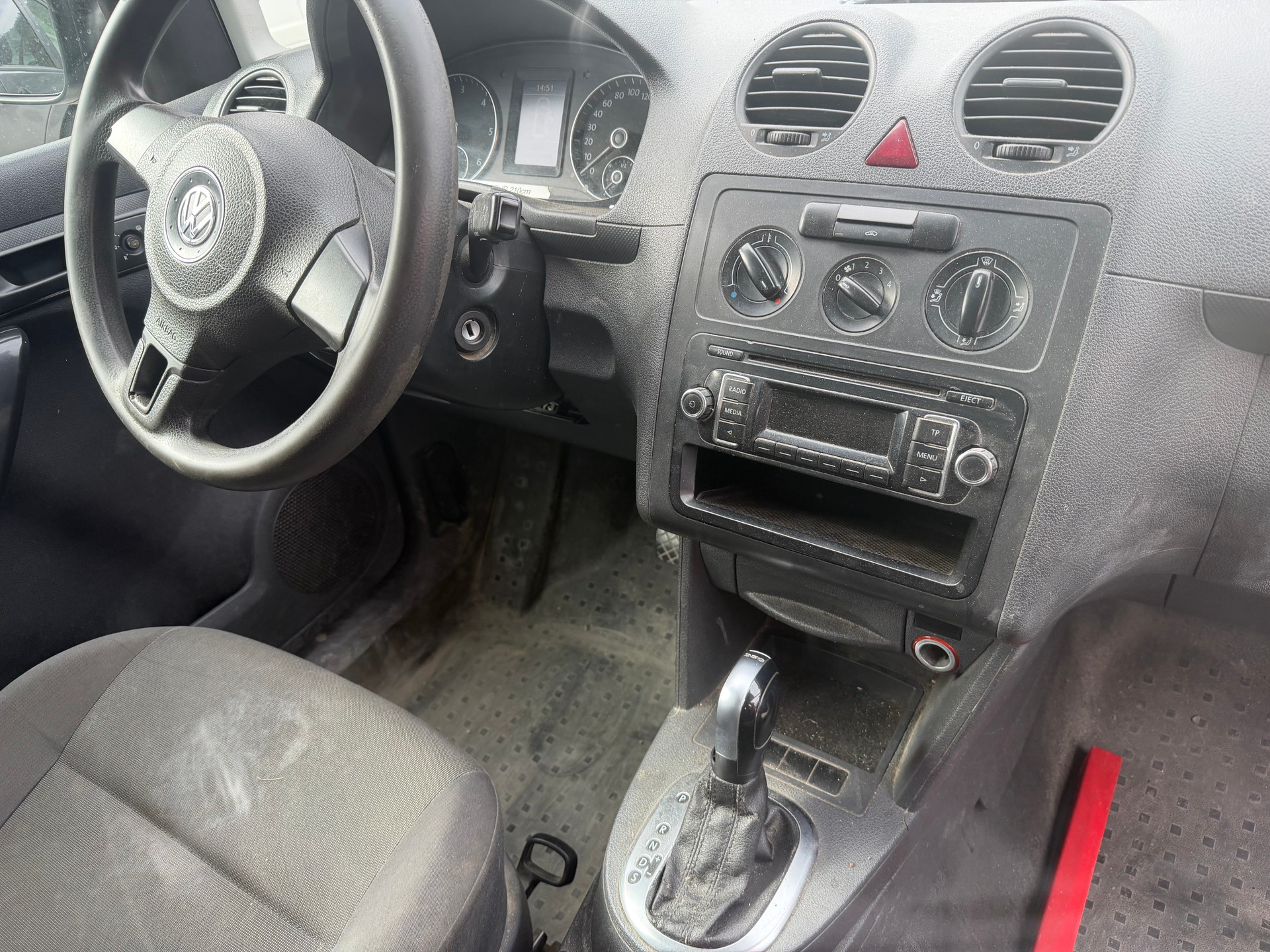VW CADDY 2.0 TDI KABIN BASIS 4WD-image-8
