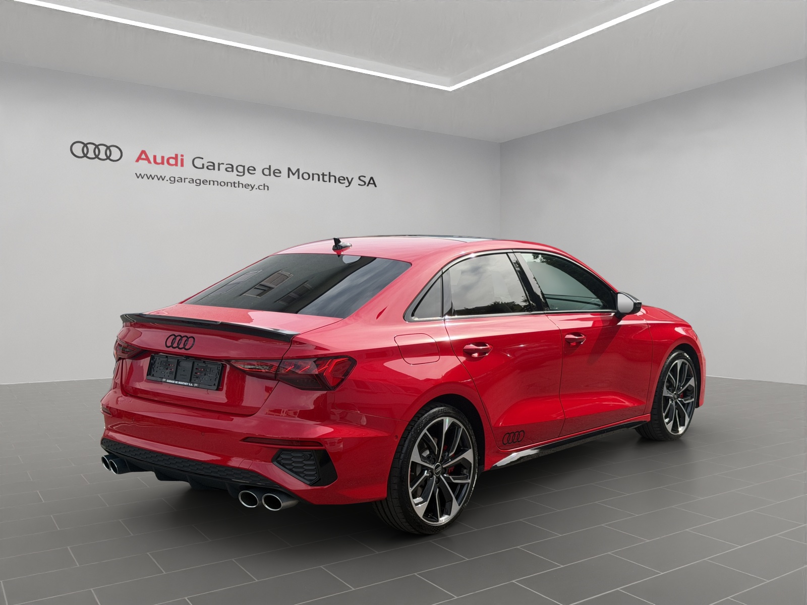 AUDI S3 Limousine 2.0 TFSI quattro S-tronic-image-3