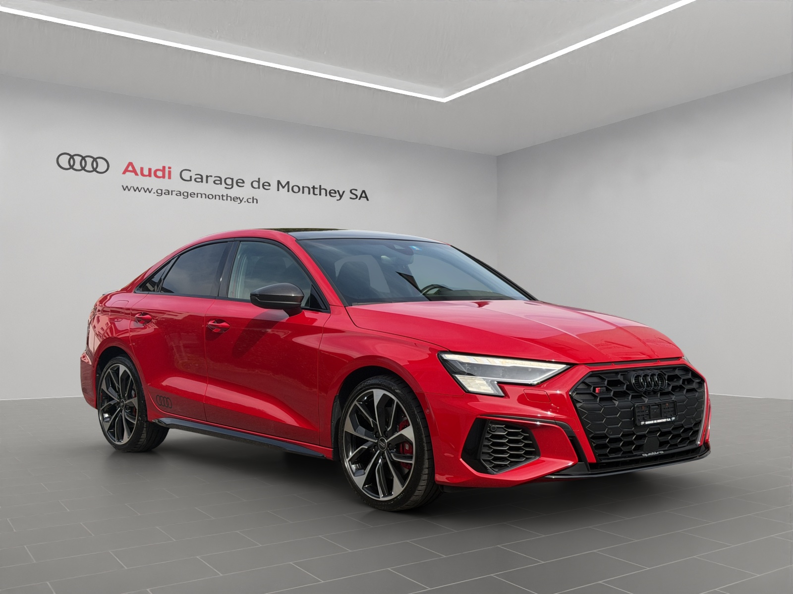 AUDI S3 Limousine 2.0 TFSI quattro S-tronic-image-1