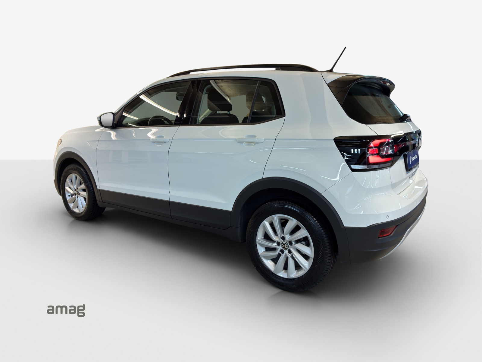 VW T-Cross 1.0 TSI Life Limited DSG-showroom-element-2