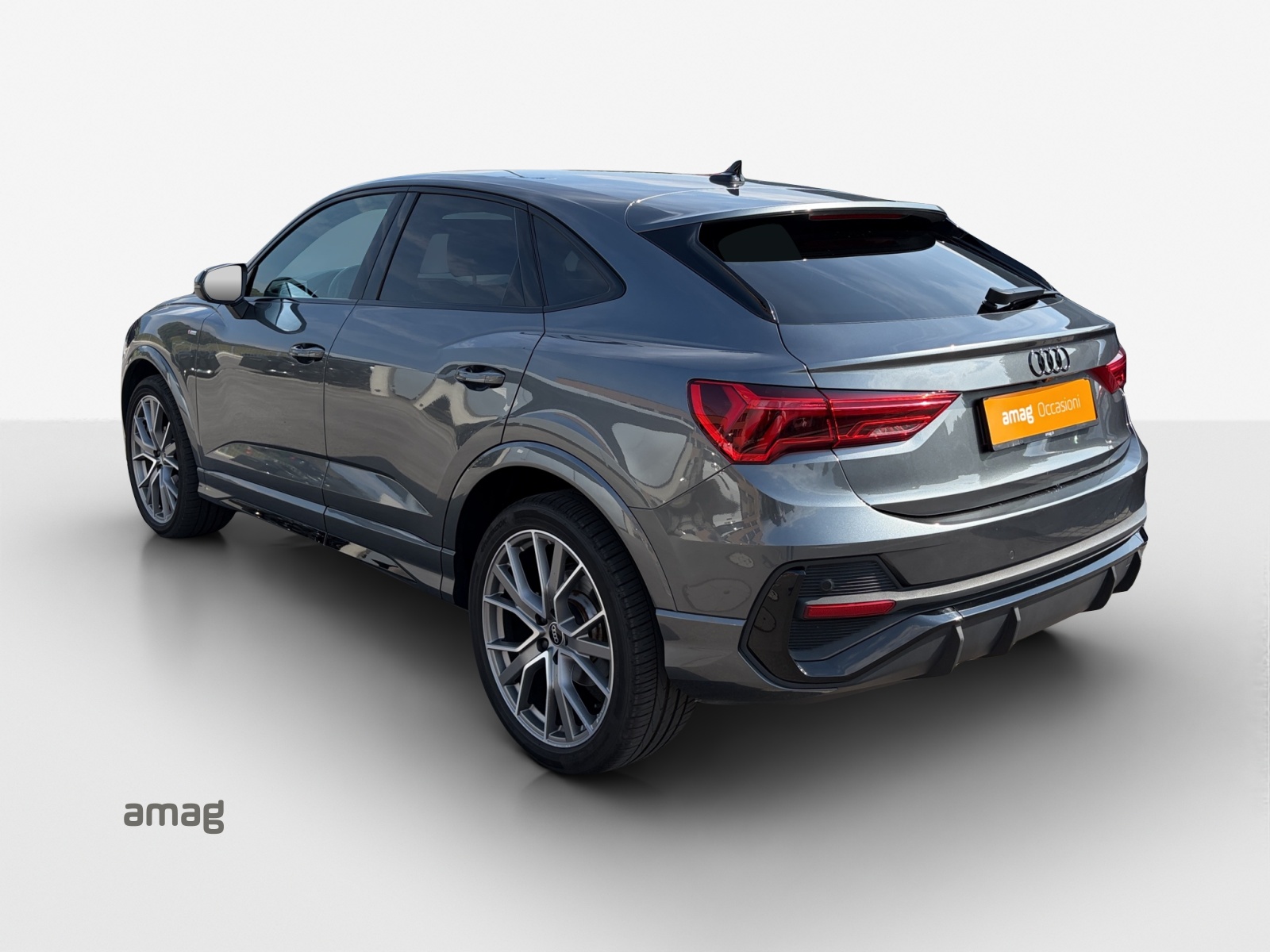 AUDI Q3 Sportback 35 TFSI S line Attraction S-tronic-showroom-element-2