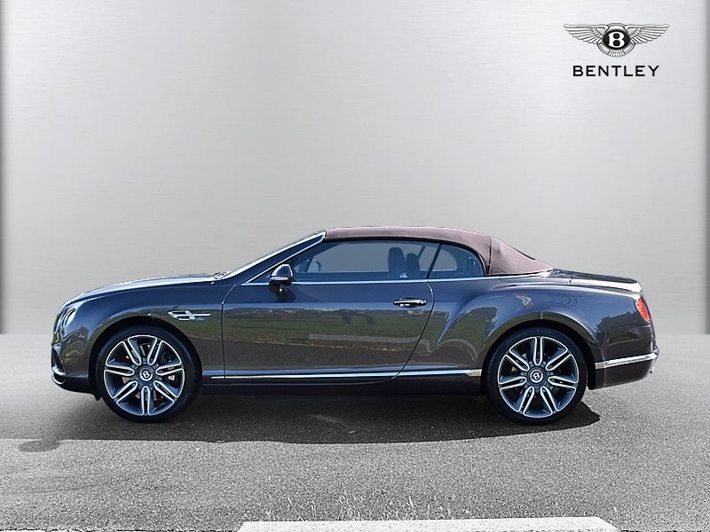 BENTLEY Continental GTC 4.0 V8- im neuwertigen Zustand!-image-6