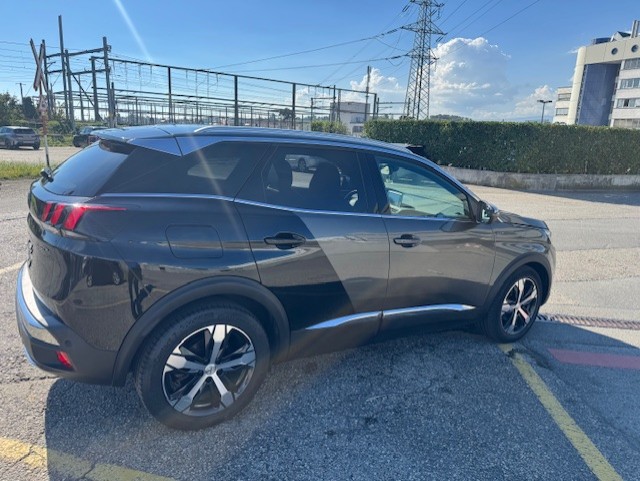 PEUGEOT 2.0 BlueHDi 180 GT-image-1