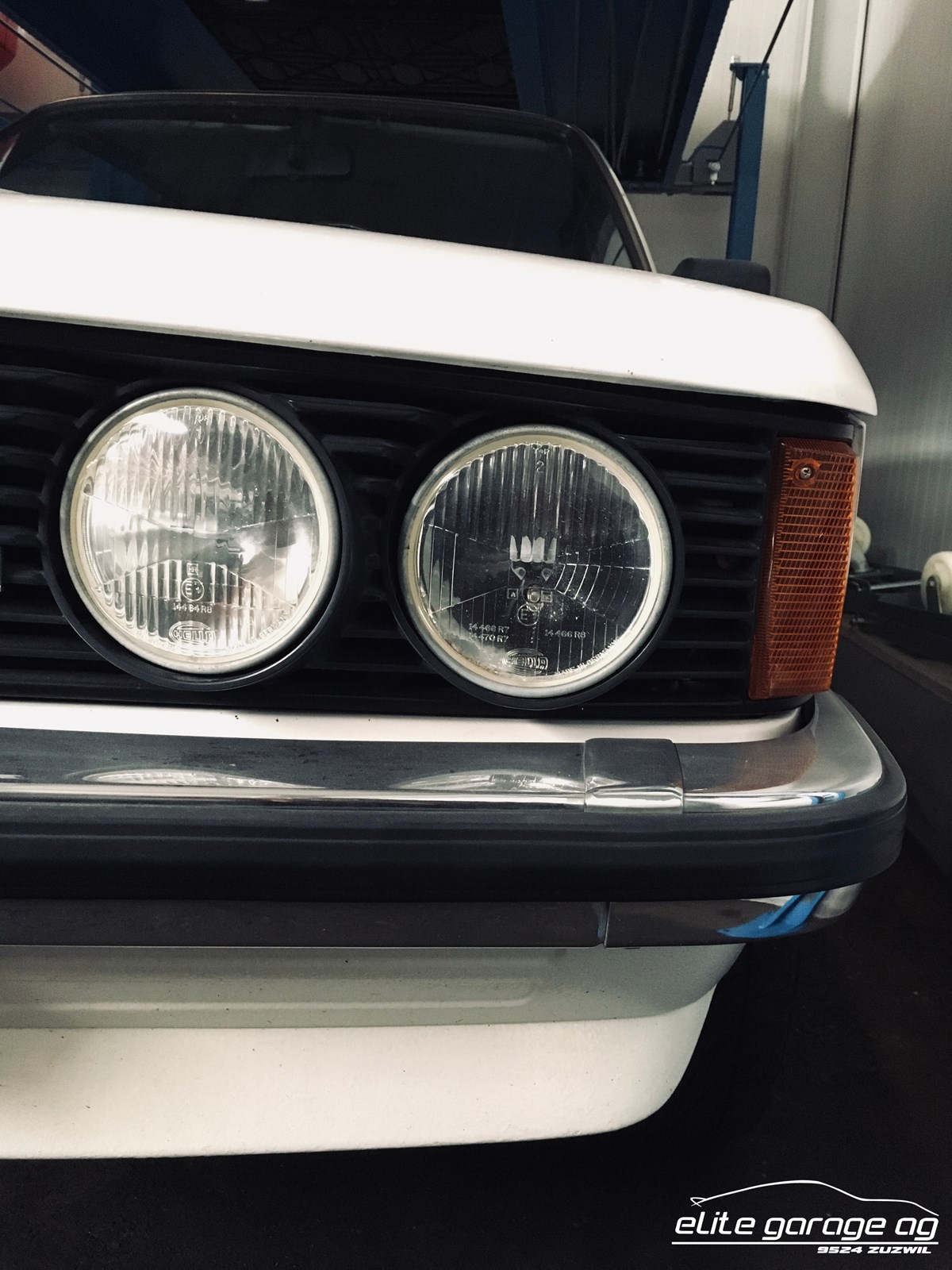 BMW 323 i-image-8