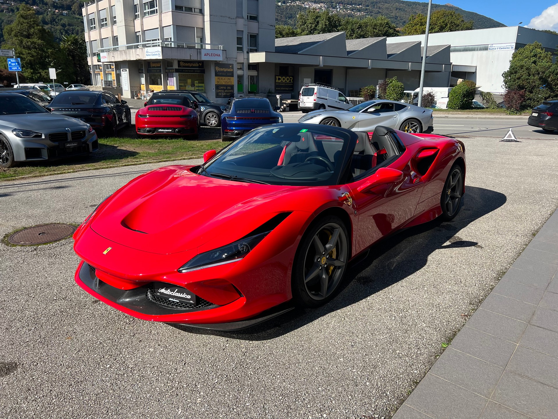FERRARI F8 Spider-image-7