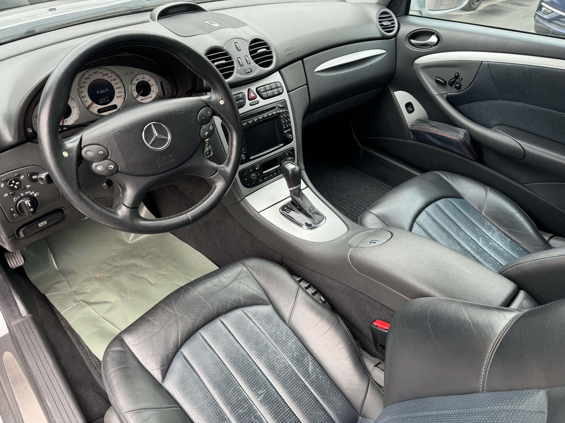 MERCEDES-BENZ CLK 55 AMG Avantgarde Automatic-image-10