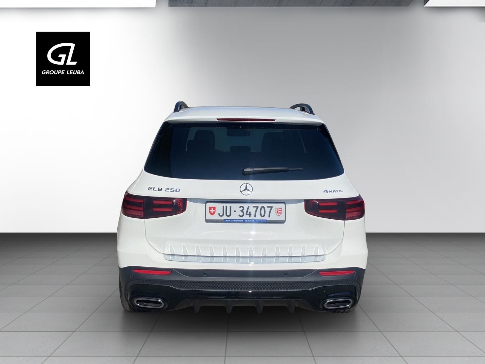 MERCEDES-BENZ GLB 250 4Matic 8G-Tronic-showroom-element-3