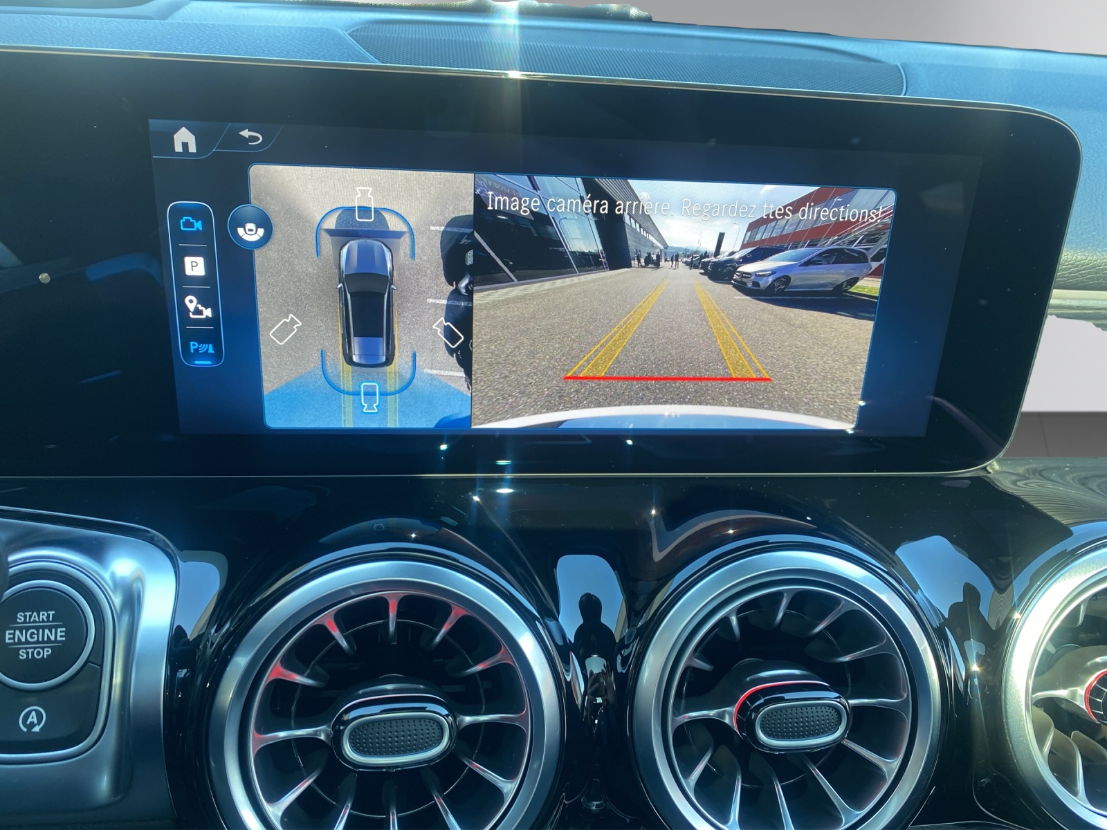 MERCEDES-BENZ GLB 250 4Matic 8G-Tronic-image-11