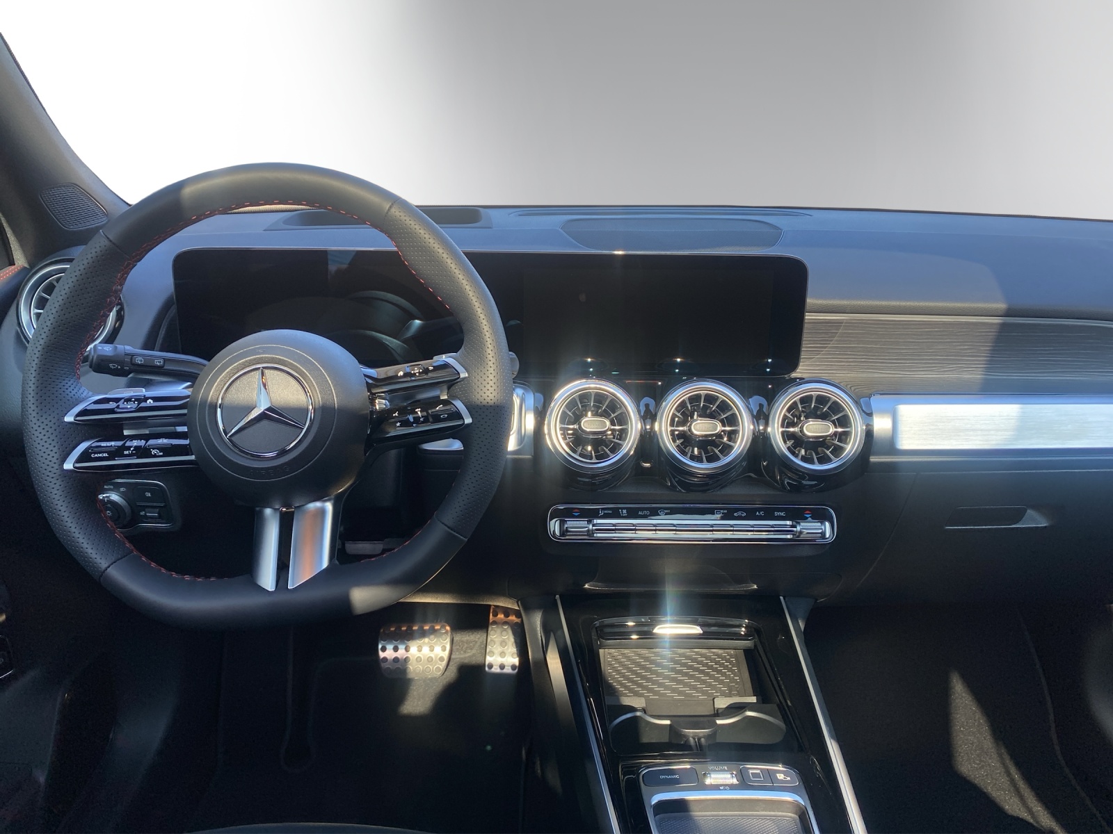 MERCEDES-BENZ GLB 250 4Matic 8G-Tronic-image-8