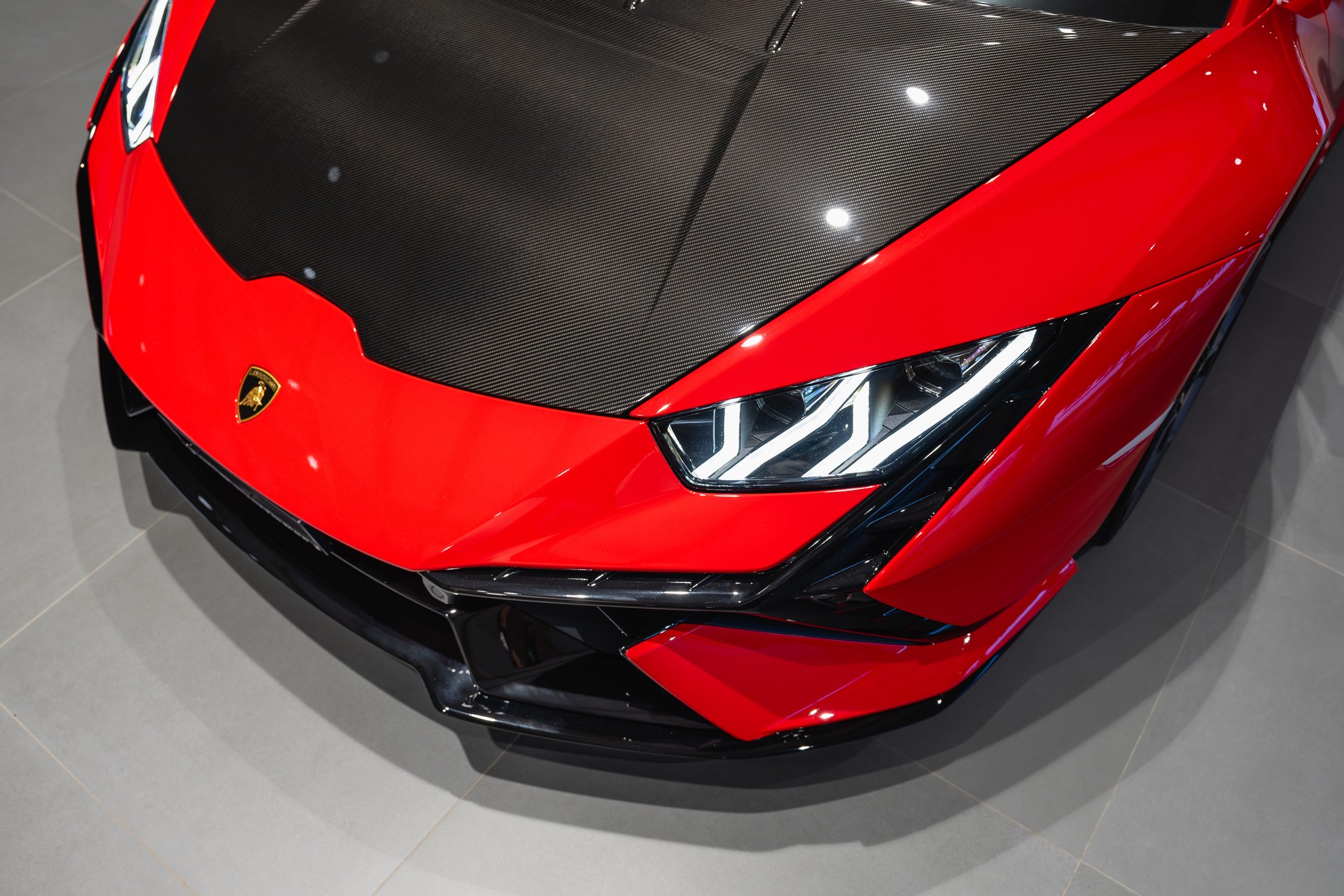 LAMBORGHINI Huracan Tecnica-image-2