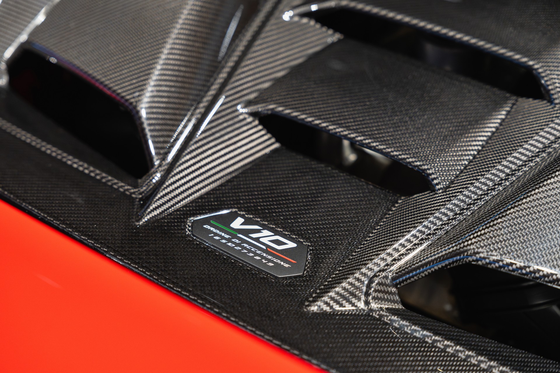 LAMBORGHINI Huracan Tecnica-image-3