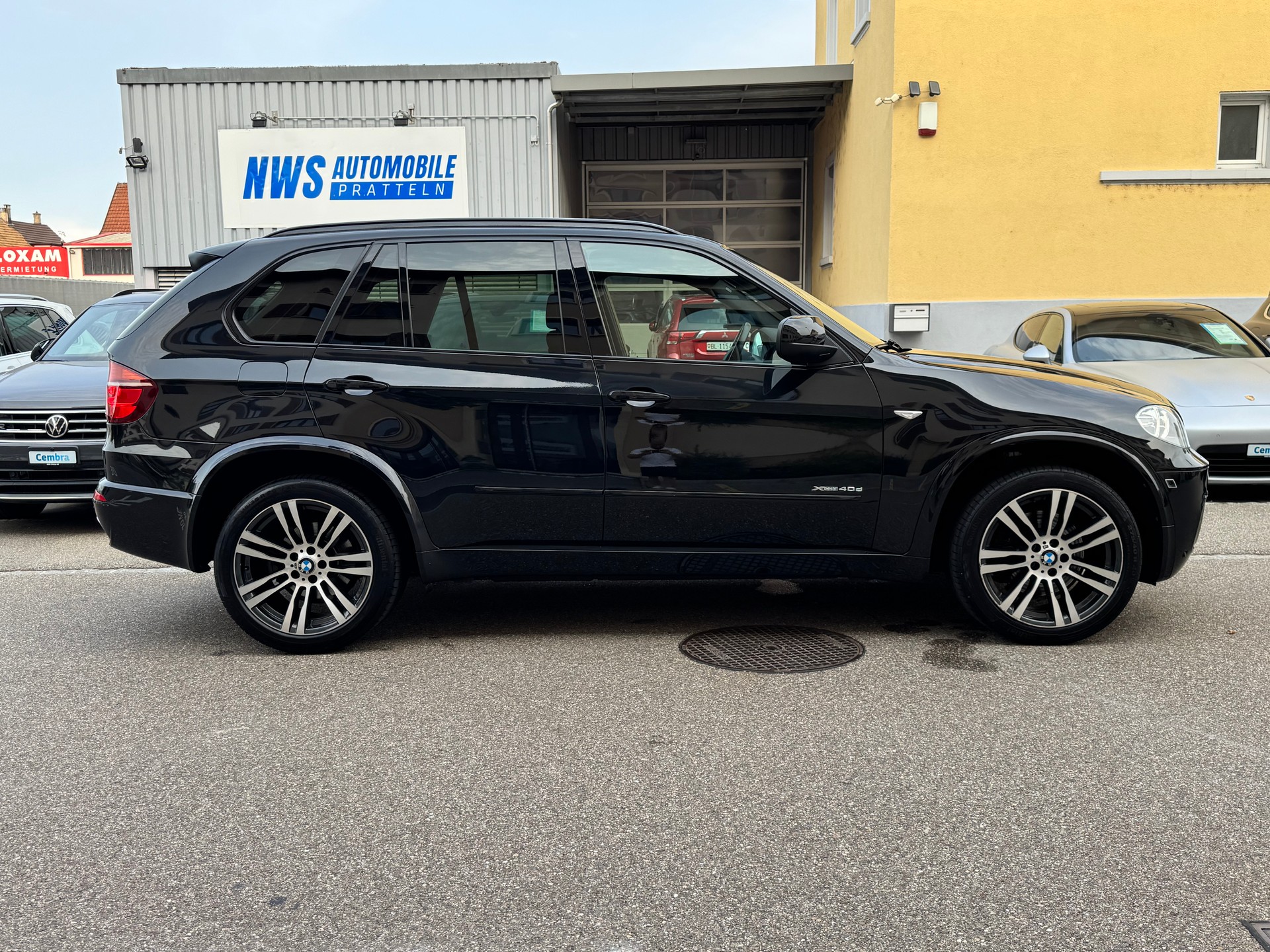 BMW X5 xDrive 40d Steptronic M-Sport-showroom-element-2