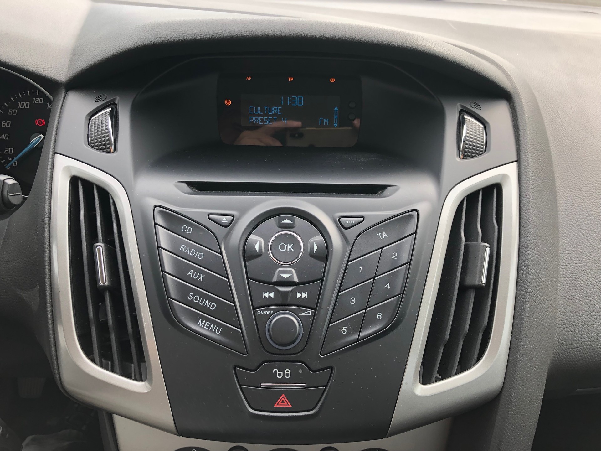 FORD Focus 1.0 SCTi Trend - Nouvelle Courroie de Distribution Kit Complet Neuf - Freins Complet Neuf !-image-13