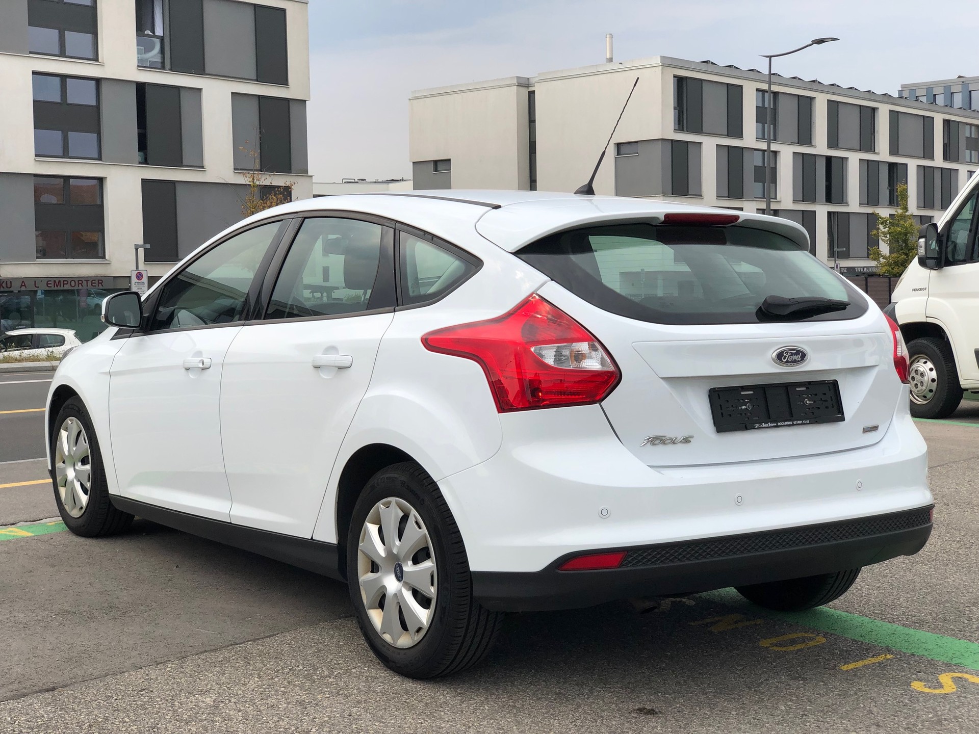 FORD Focus 1.0 SCTi Trend - Nouvelle Courroie de Distribution Kit Complet Neuf - Freins Complet Neuf !-showroom-element-3
