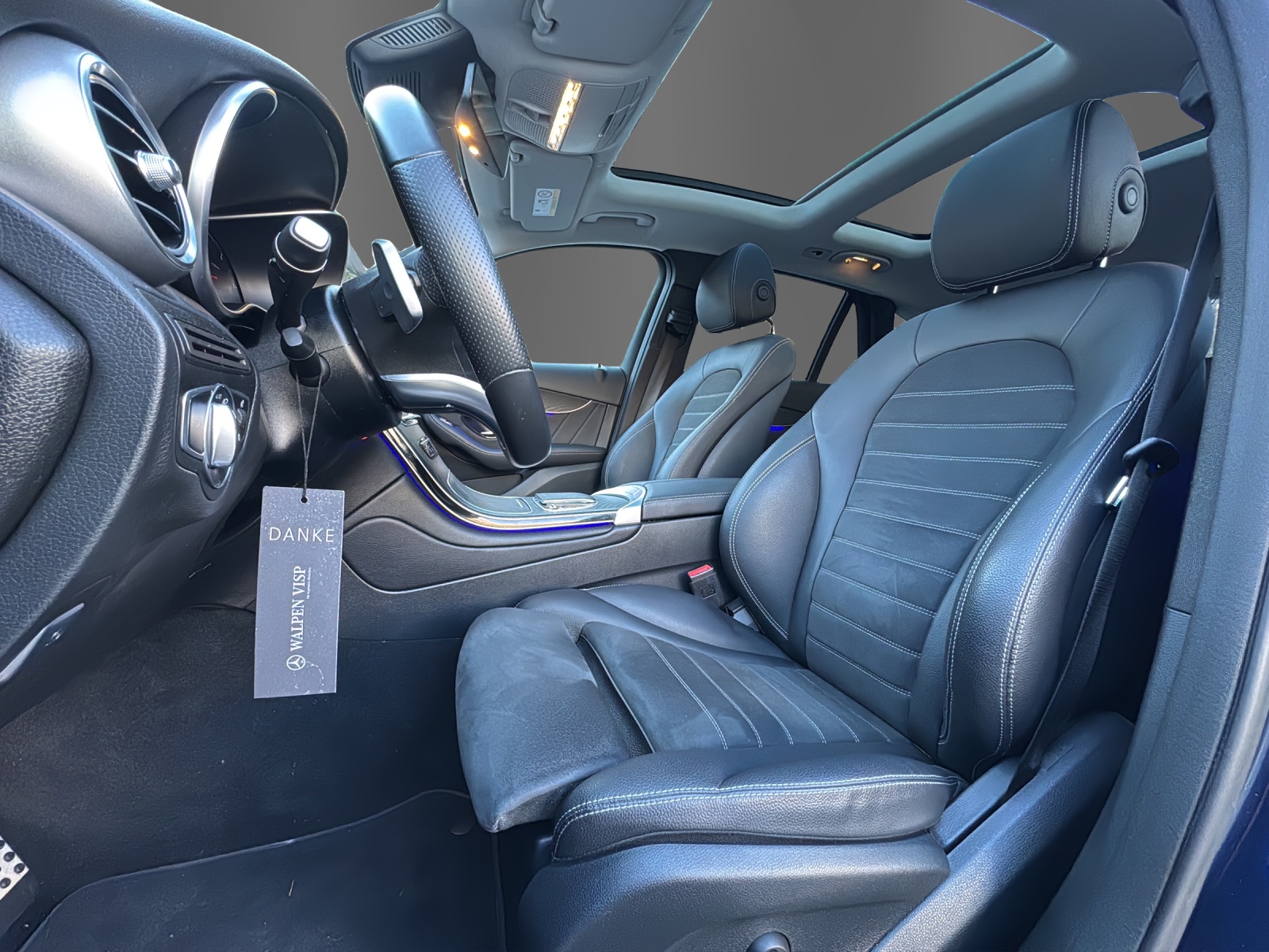 MERCEDES-BENZ GLC 220 d AMG Line 4Matic-image-8