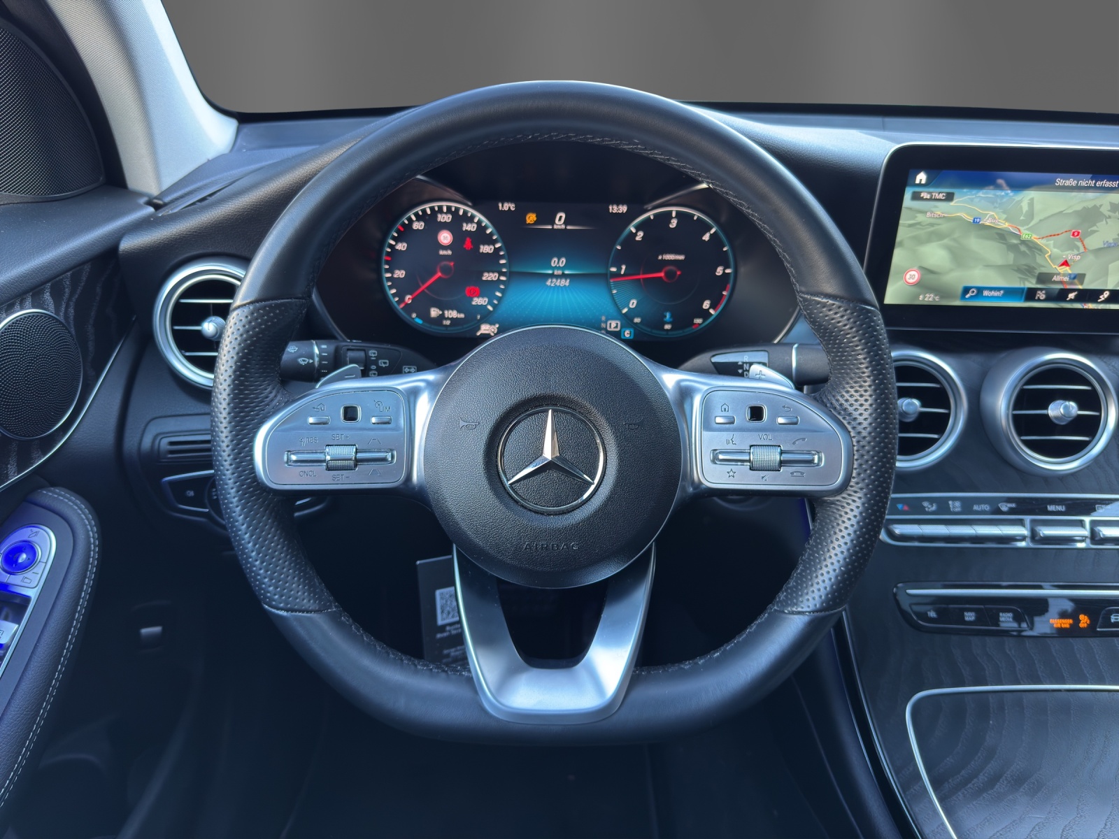 MERCEDES-BENZ GLC 220 d AMG Line 4Matic-image-9